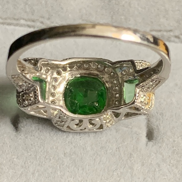 Helenite & Diamond 10k White Gold Ring - Picture 5 of 15